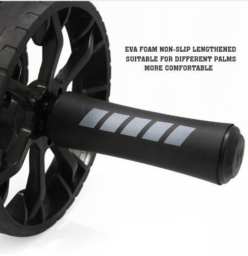 Non-slip EVA foam handle detail of ab roller, designed for comfortable and secure grip during workouts.